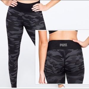 PINK by VS black camo leggings size M